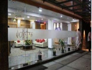 Oyster Airport Hotel Hyderabad Eksteriør billede